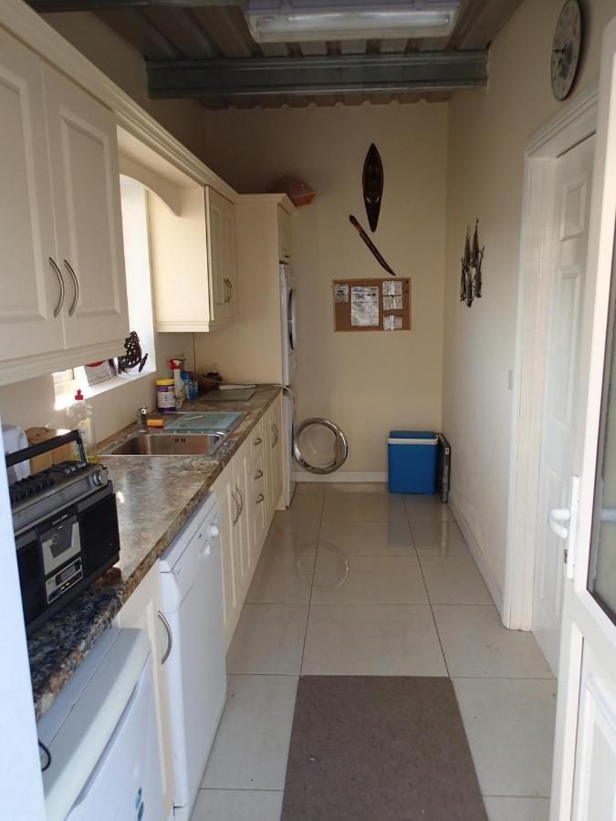 Lough Gara Lodge Self Catering Gorteen  外观 照片
